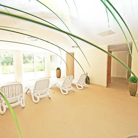 Haus Meeresblick - C 001 Duenenblick Mit Terrasse Baabe